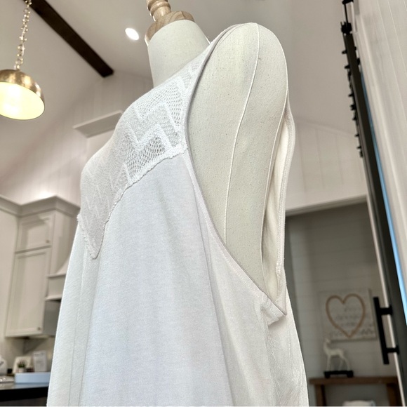 *rare* FREE PEOPLE We the Free x East Vintage Crochet Neck Racerback Top #5 — M - Picture 5 of 8